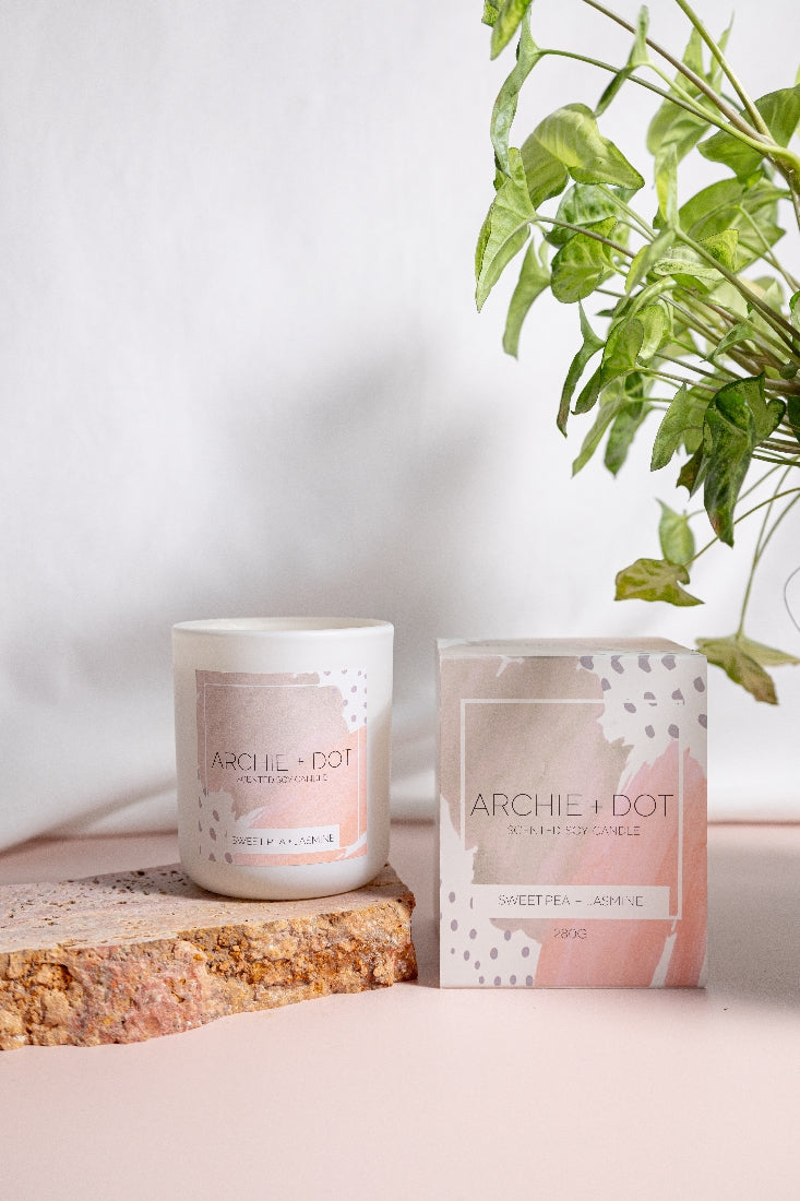 ARCHIE + DOT SWEET PEA + JASMINE SOY CANDLE 280G